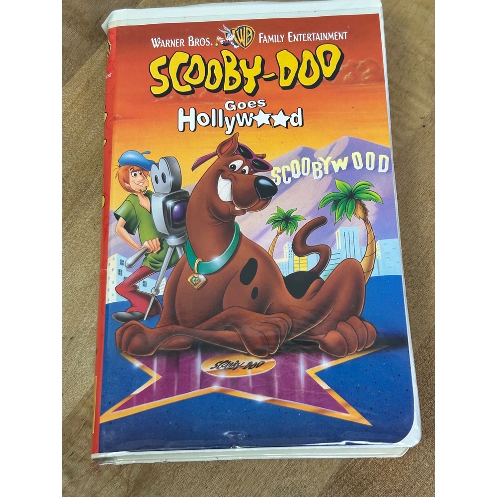 Warner Bros Scooby-Doo‎ Goes Hollywood VHS Unisex OS Multi 1997 Clamshell H1378V